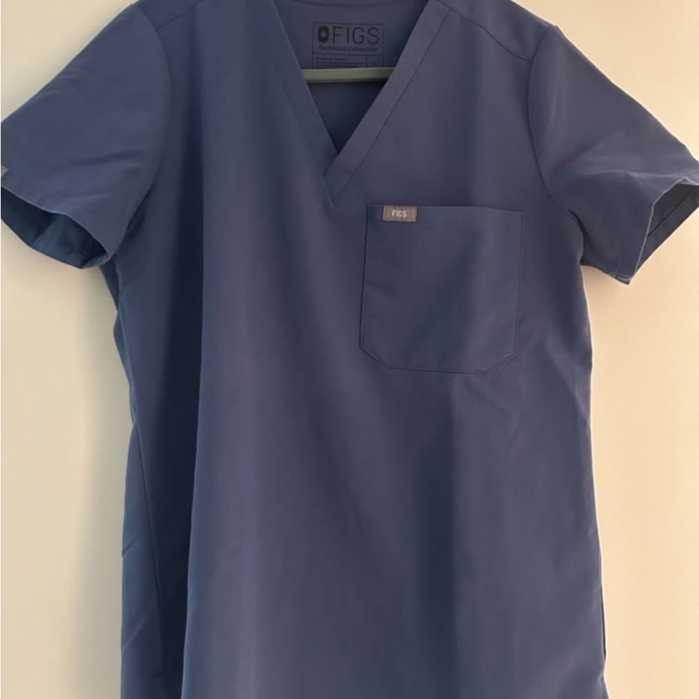 FIGS Big Sky Catarina Scrub Top